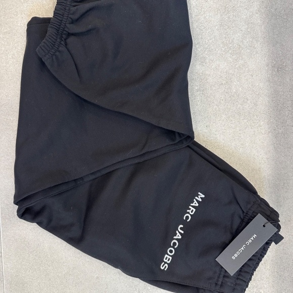 Marc Jacob’s The Sweatpants - Picture 4 of 5